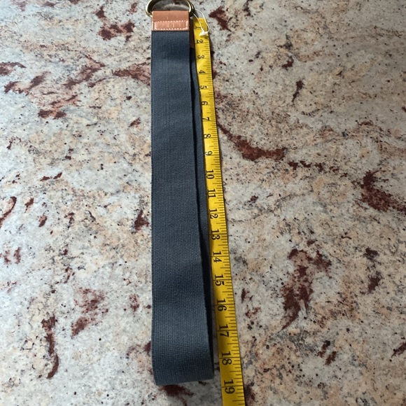 ESPRIT BELT IN CANVAS LEATHER AND METAL. - Picture 4 of 7